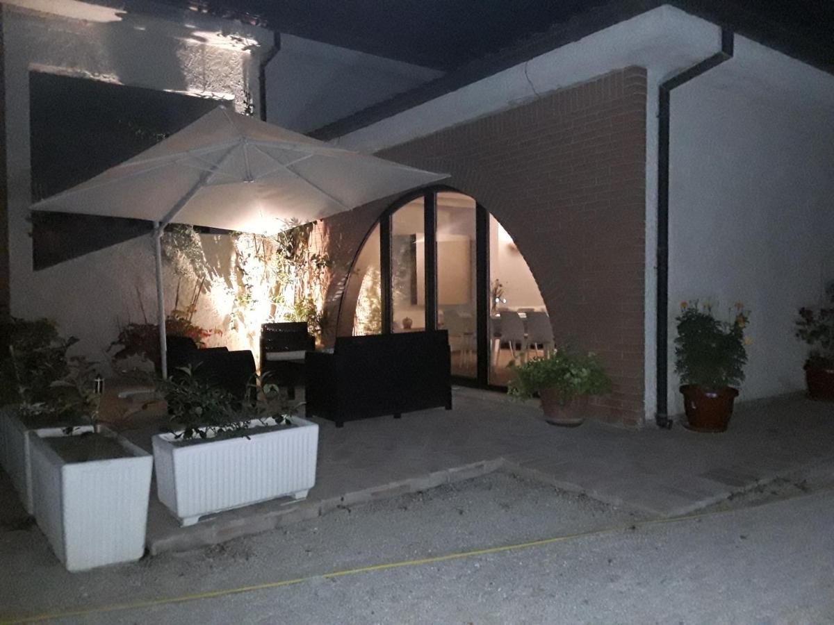 Larino La Casa Nel Verde מראה חיצוני תמונה