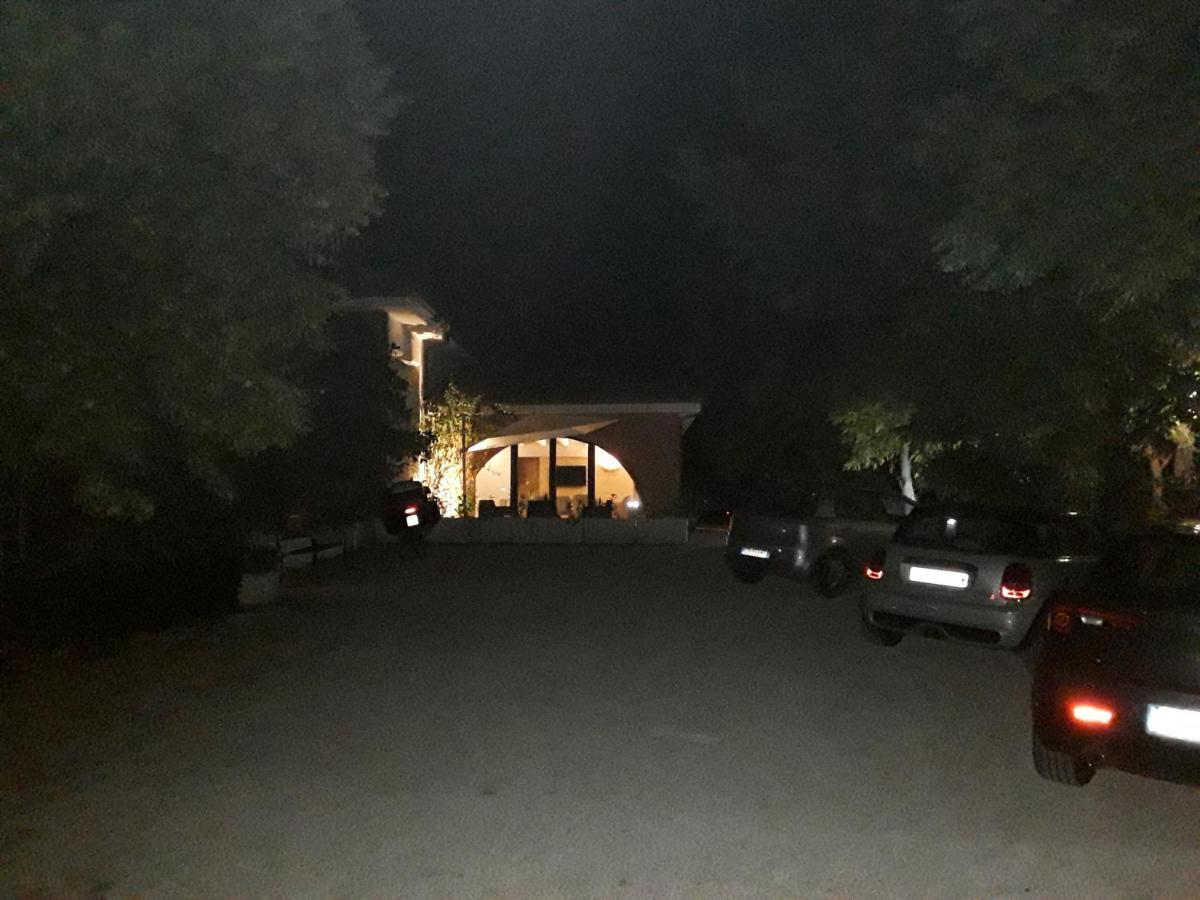 Larino La Casa Nel Verde מראה חיצוני תמונה